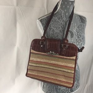 MC vintage shoulder bag.